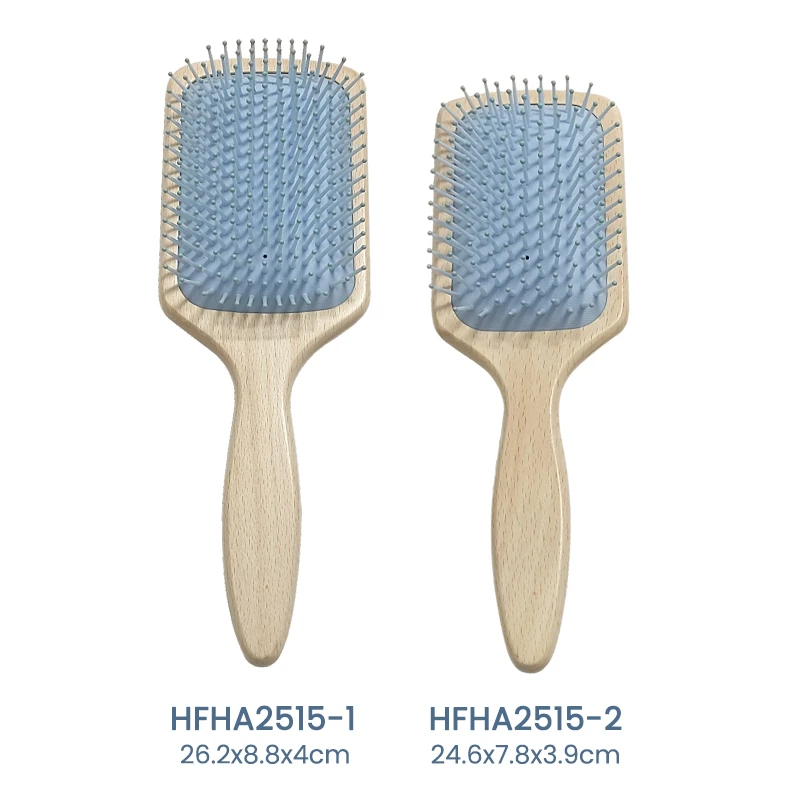 Brosse &agrave; cheveux en bois de h&ecirc;tre blanc avec coussin bleu