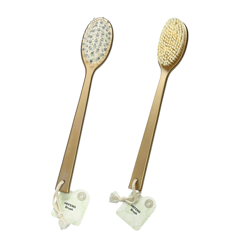 Brosse de bain en bois &agrave; long manche dor&eacute;, massage 2 en 1