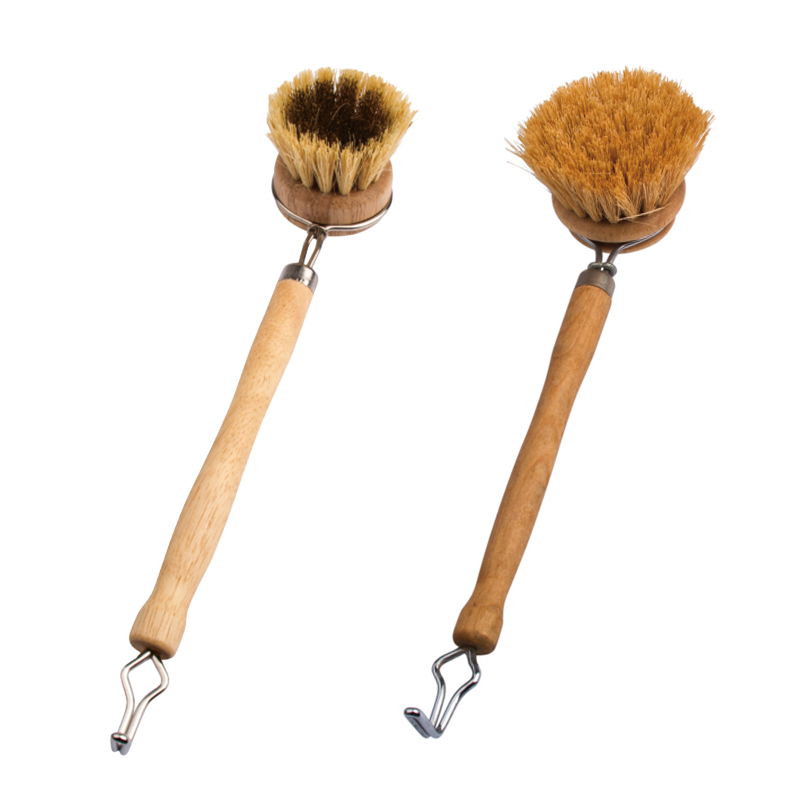 Brosse de nettoyage &agrave; t&ecirc;te amovible avec manche en bois