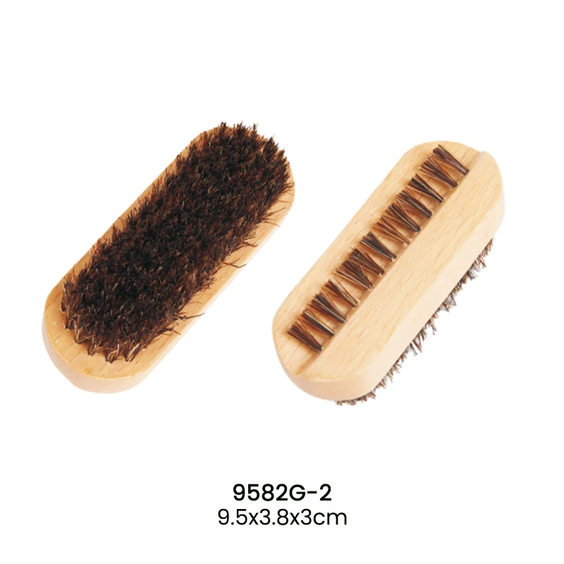 Brosse &agrave; ongles pour nettoyer la salet&eacute; sous les ongles avec diff&eacute;rents poils