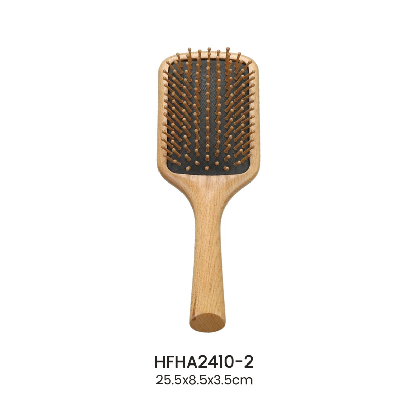 Grande brosse coiffante &agrave; coussin d'air en bois de h&ecirc;tre