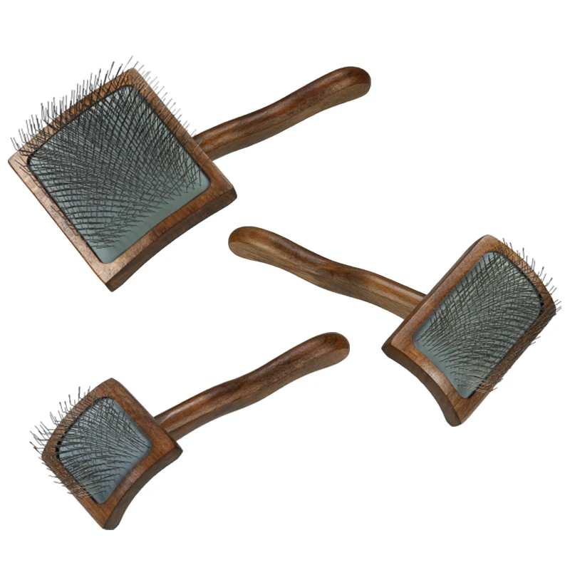 Ensemble de brosses &agrave; lisser pour animaux de compagnie &agrave; manche ondul&eacute; en bois fonc&eacute;