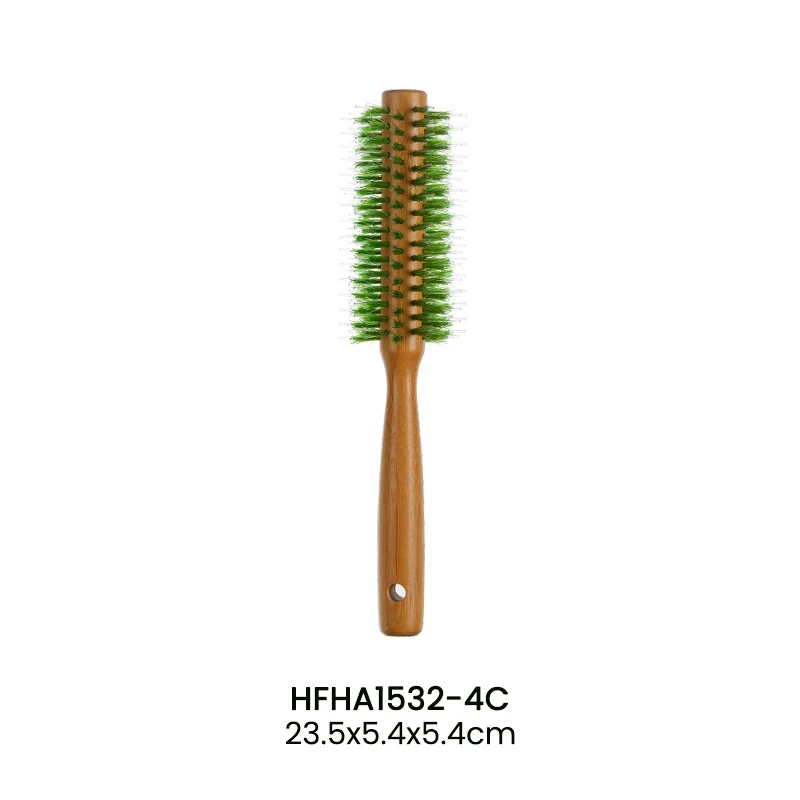 Brosse coiffante ronde en bambou avec manche ergonomique