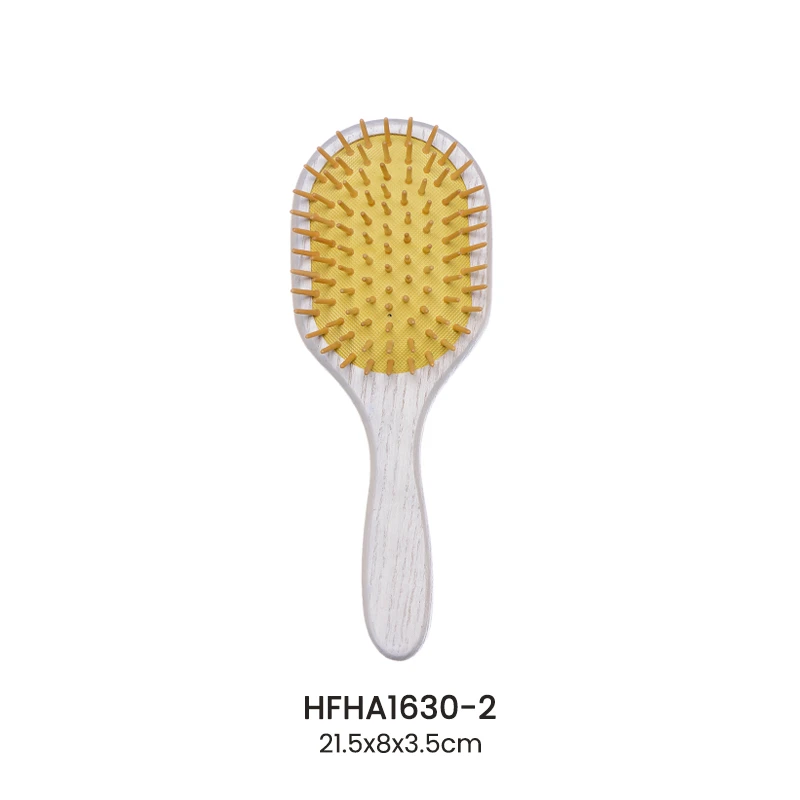 Brosse &agrave; cheveux en bois de fr&ecirc;ne peint en blanc avec &eacute;pingles en bois